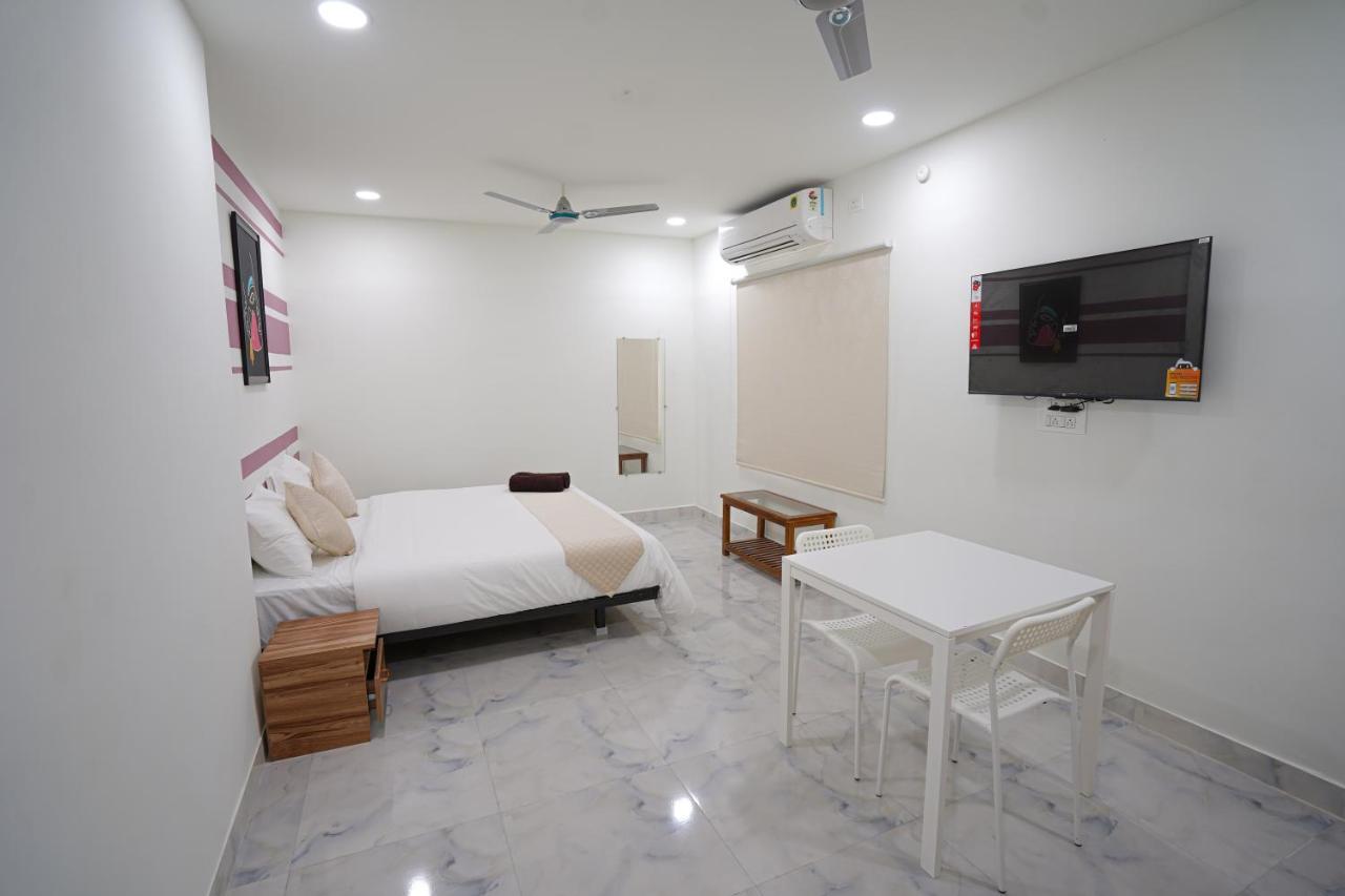 Mahasri Studio Apartments- Brand New Fully Furnished Air Conditioned Studio Apartments Tirupati Buitenkant foto