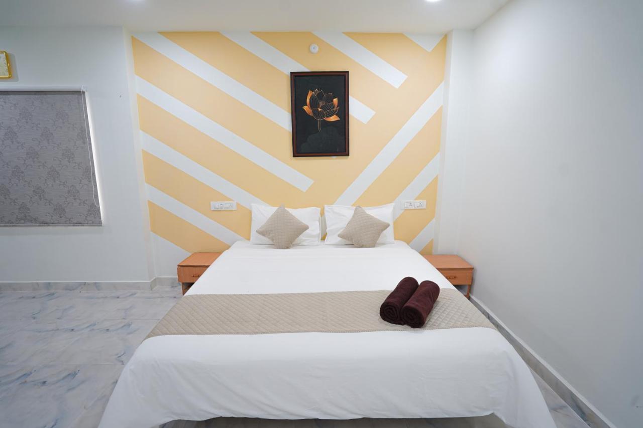 Mahasri Studio Apartments- Brand New Fully Furnished Air Conditioned Studio Apartments Tirupati Buitenkant foto