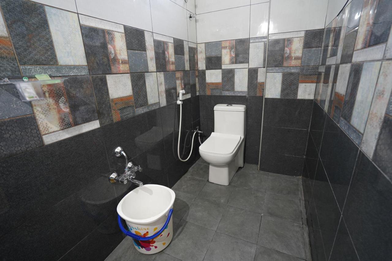 Mahasri Studio Apartments- Brand New Fully Furnished Air Conditioned Studio Apartments Tirupati Buitenkant foto